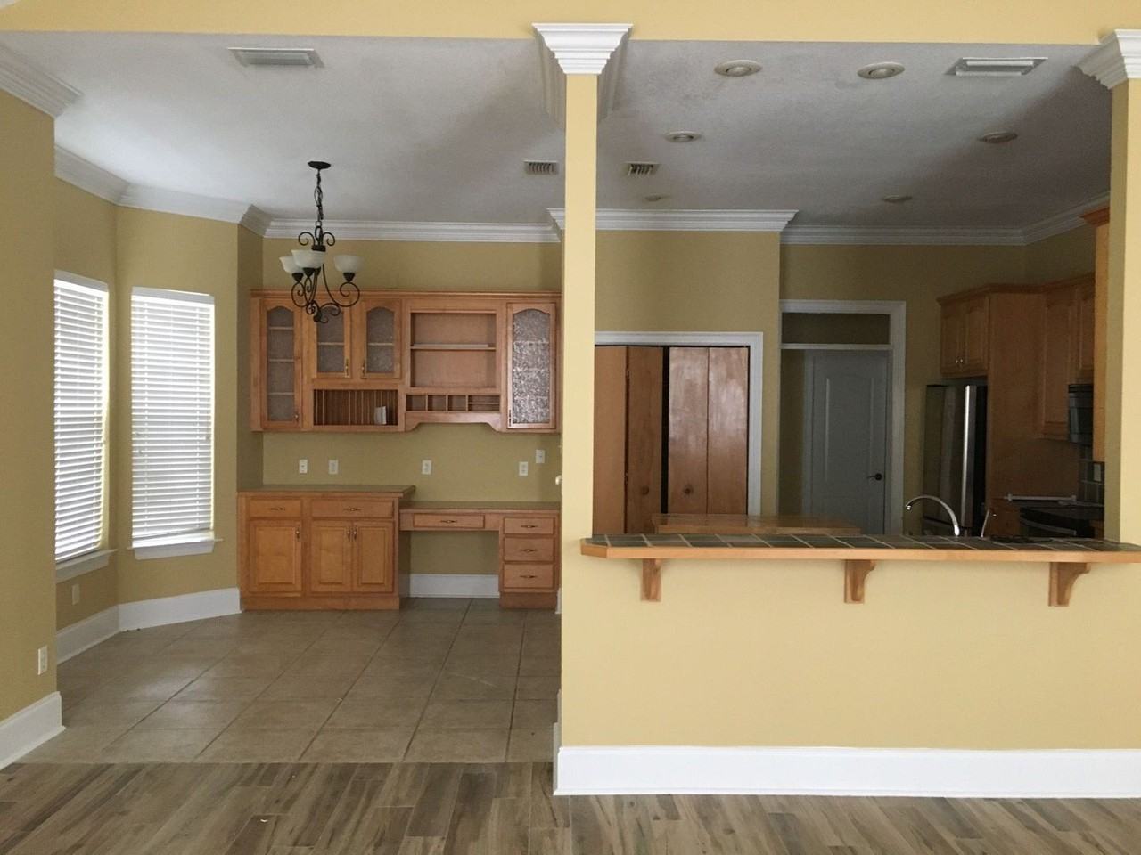 1412 Thurso Rd - Photo 5 of 22