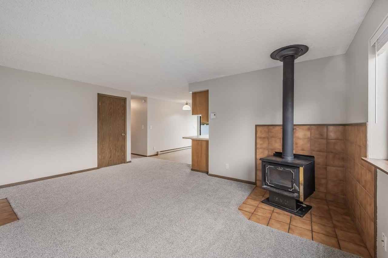10373 N Hillview Dr - Photo 5 of 21