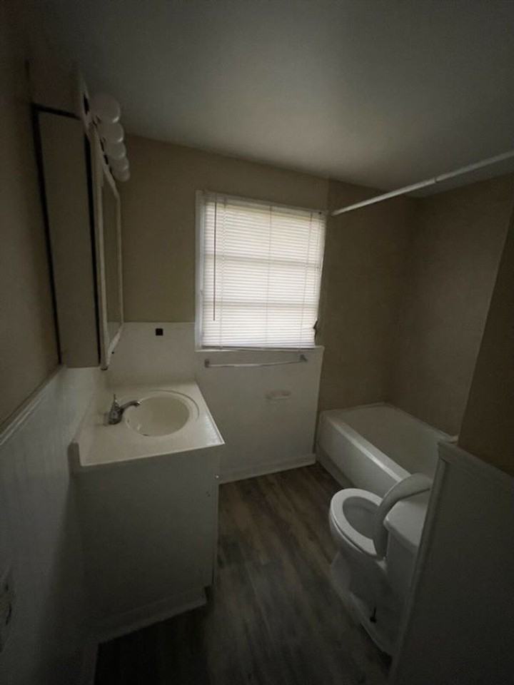 2140 Parker Road - Photo 7 of 24