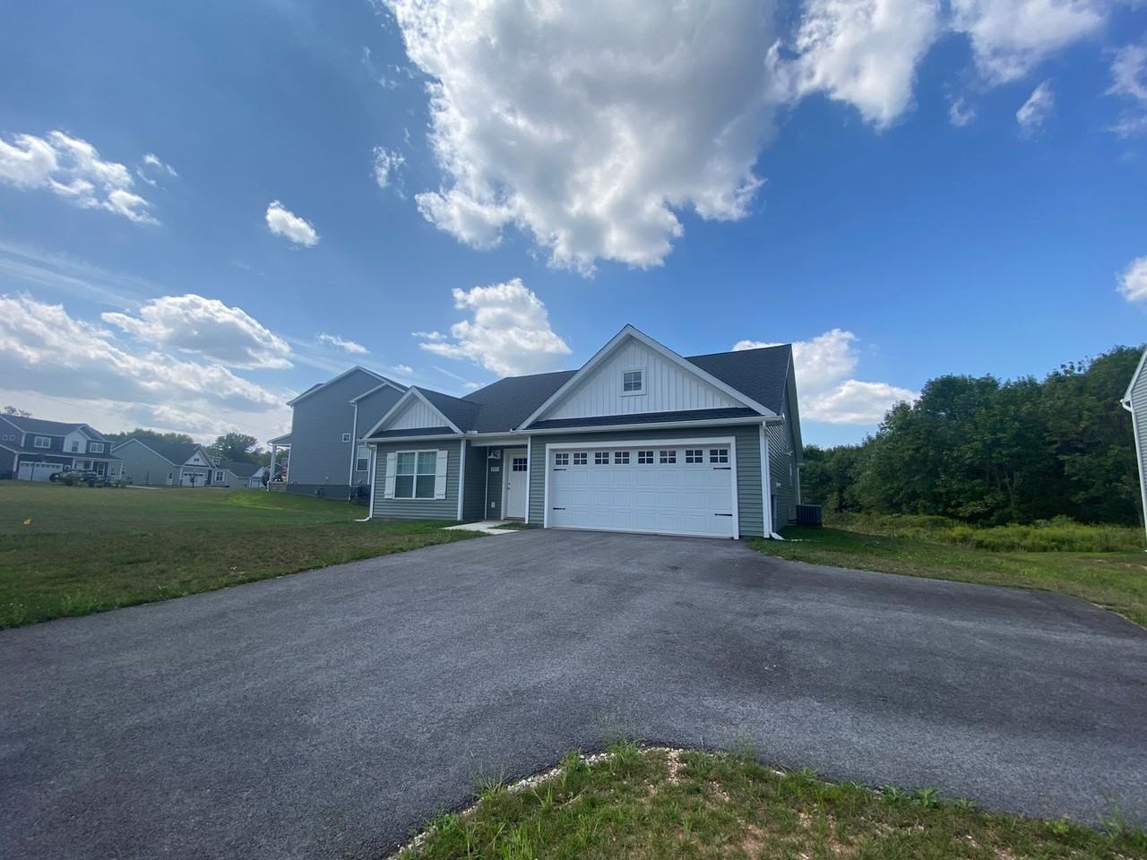 155 Kinneman Rd - Photo 2 of 33