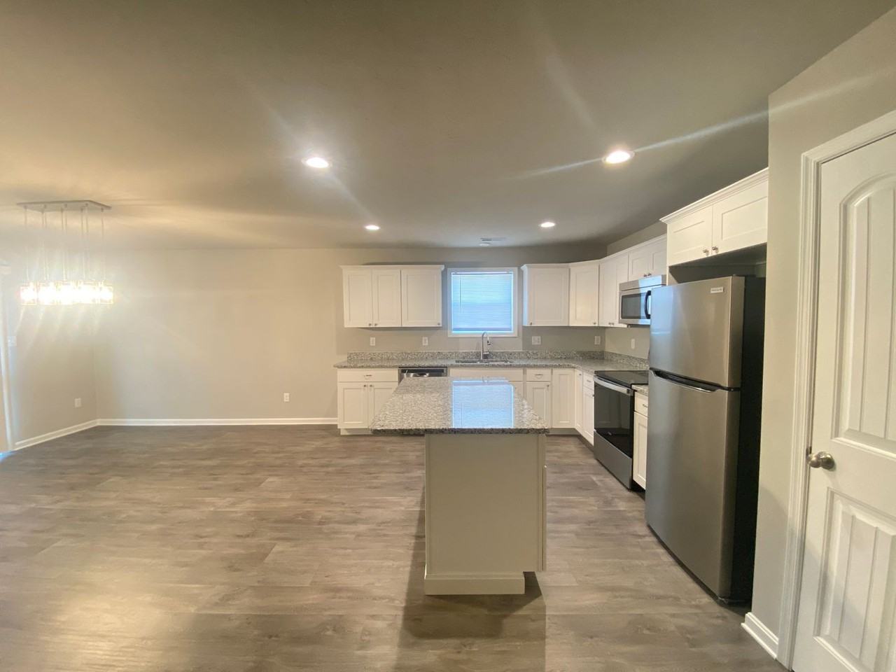 155 Kinneman Rd - Photo 6 of 33