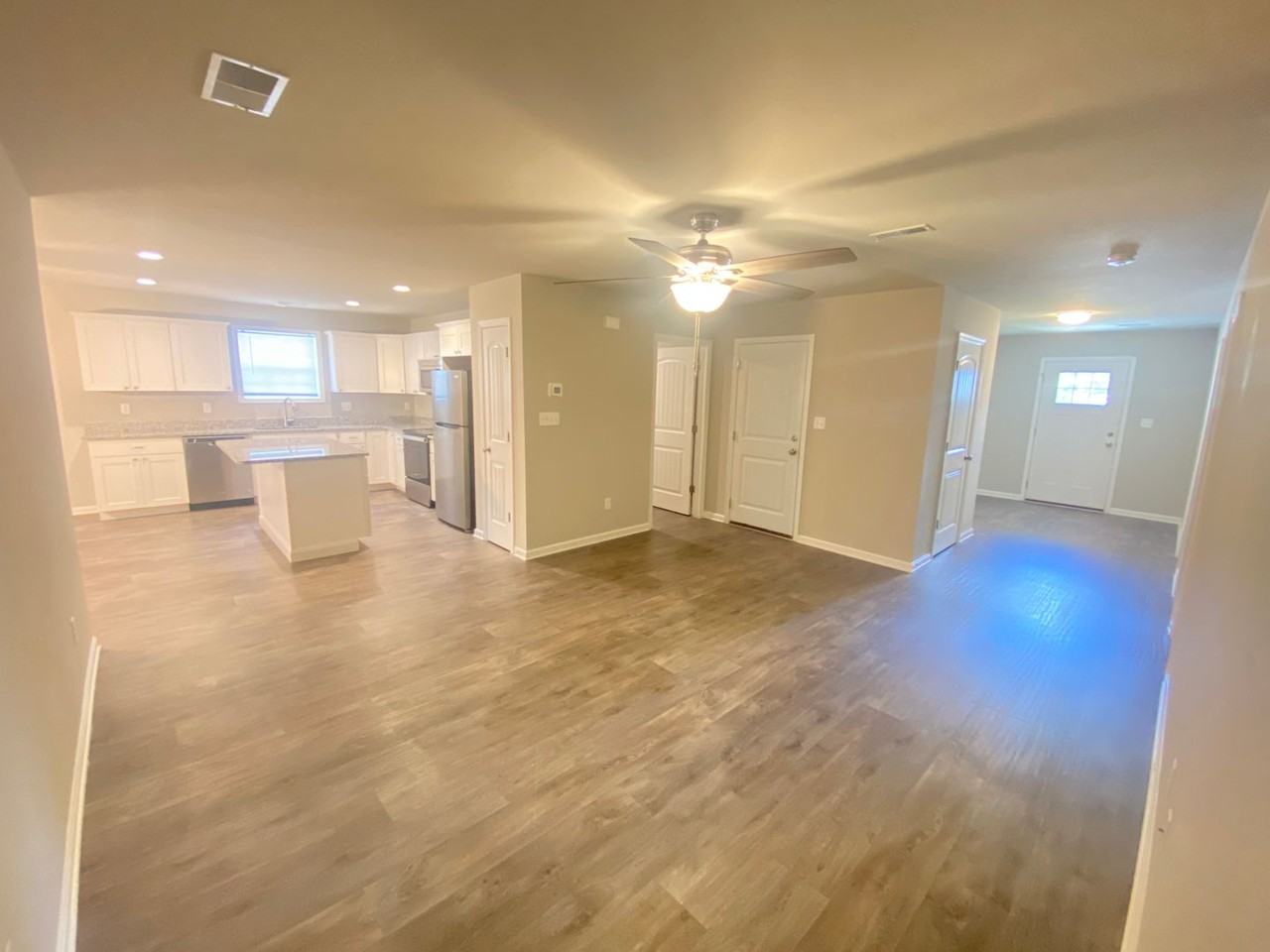 155 Kinneman Rd - Photo 4 of 33