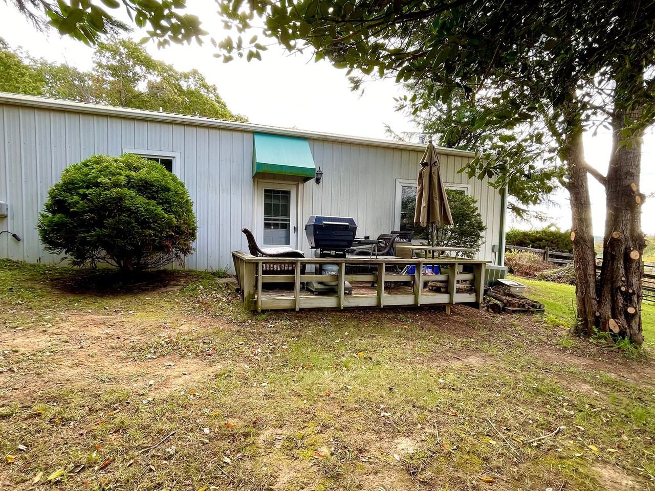 3336 Yellow Sulphur Rd - Photo 2 of 11