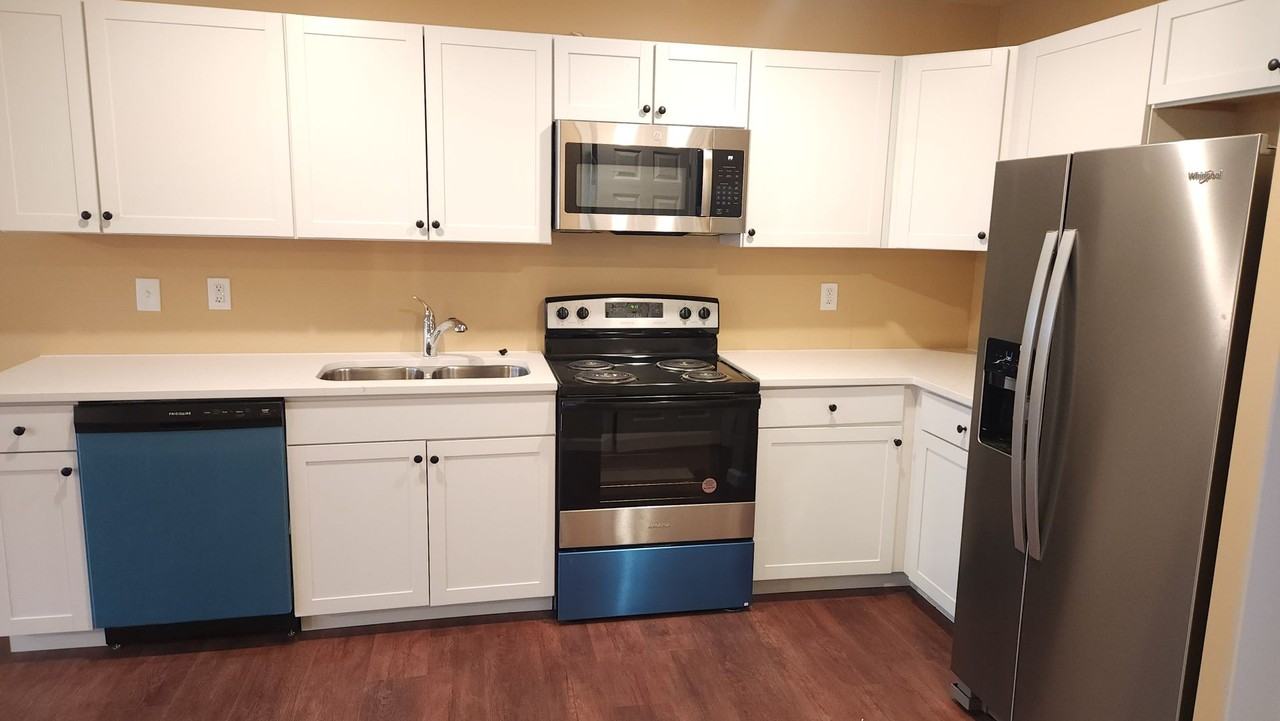 5312 Bessmer Dr - Photo 3 of 21