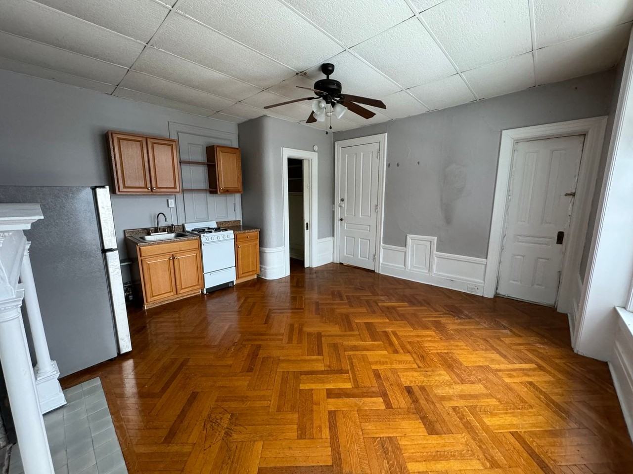 640 Jefferson Ave Apt 2a #2A - Photo 4 of 10