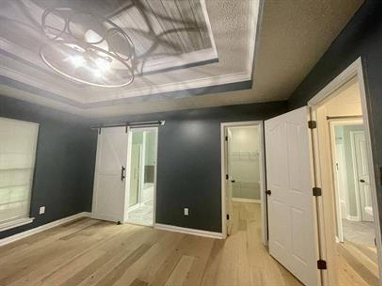 411 Nevis Dr - Photo 5 of 25