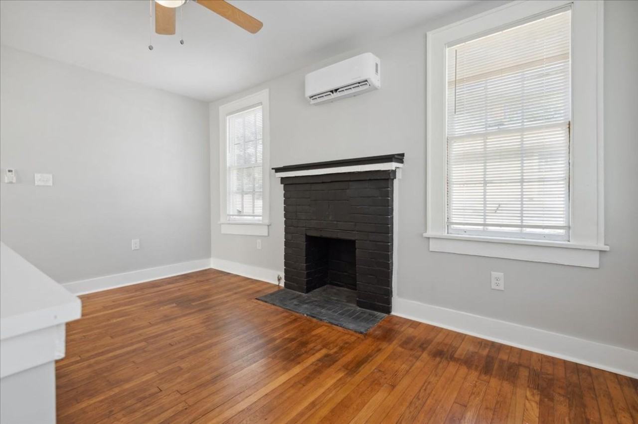 2415 Ash St - Photo 5 of 27