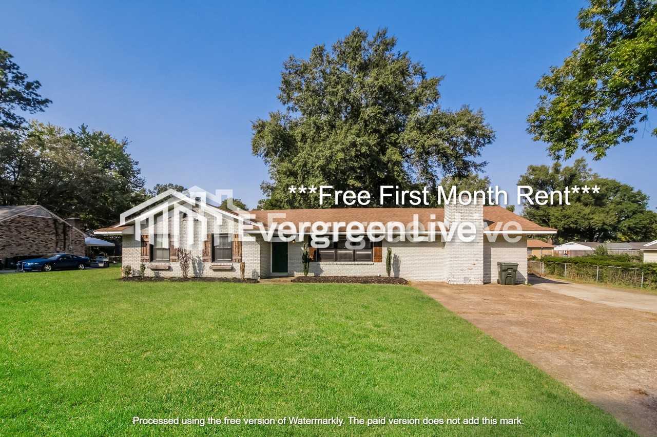 2653 Elmore Park Rd - Photo 2 of 17