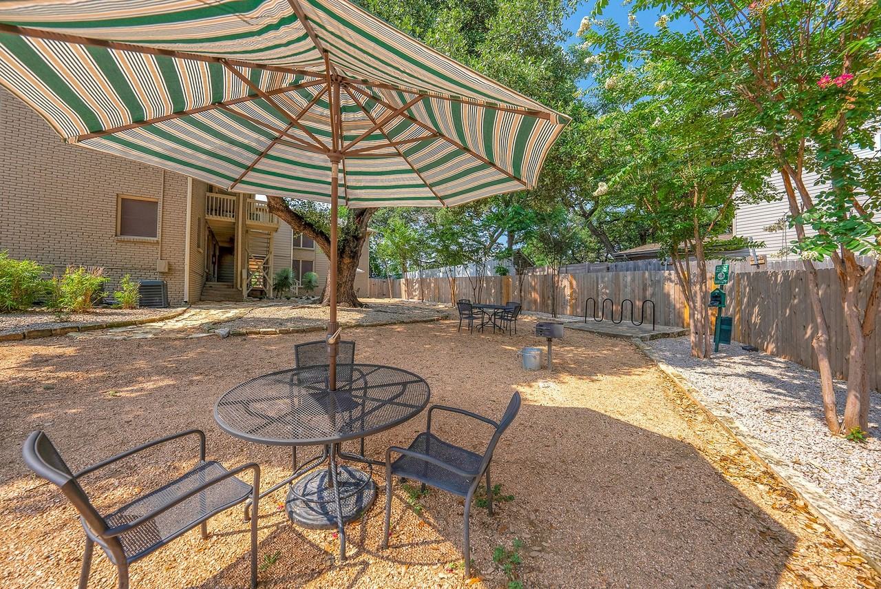 Bouldin Creek Apartments - Photo 4 of 23