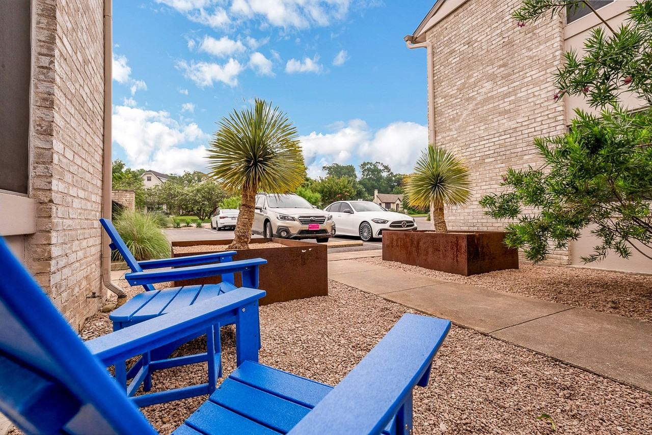 24 Flats - Photo 2 of 43