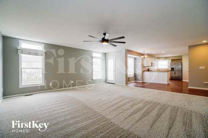 242 Tar Heel Dr - Photo 3 of 15