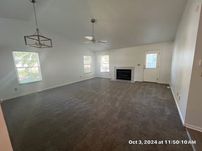 4196 Panorama Dr - Photo 3 of 25