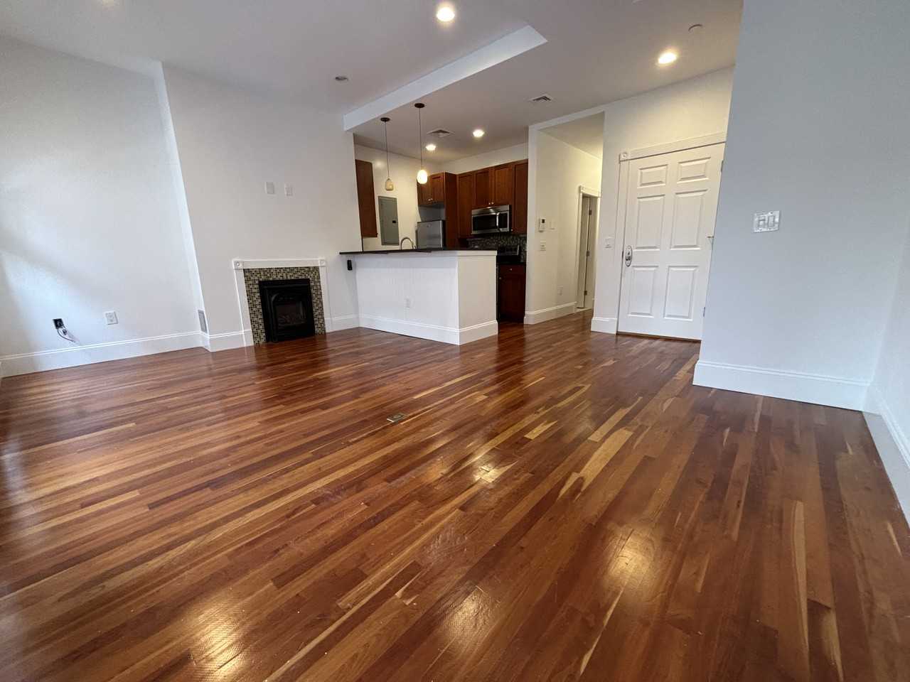 16 Temple St #2 - Photo 4 of 21