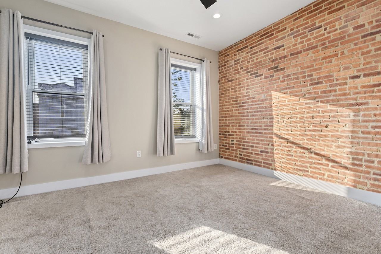 205 S Highland Ave #NA - Photo 2 of 20