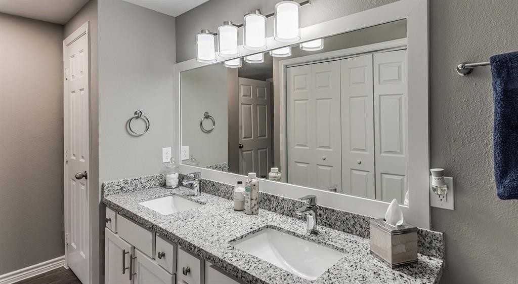 938 Kingwood Dr #618 - Photo 5 of 10