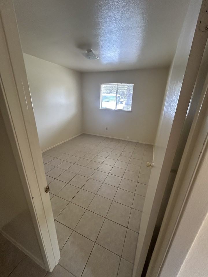 128 Moore St #2 - Photo 7 of 8