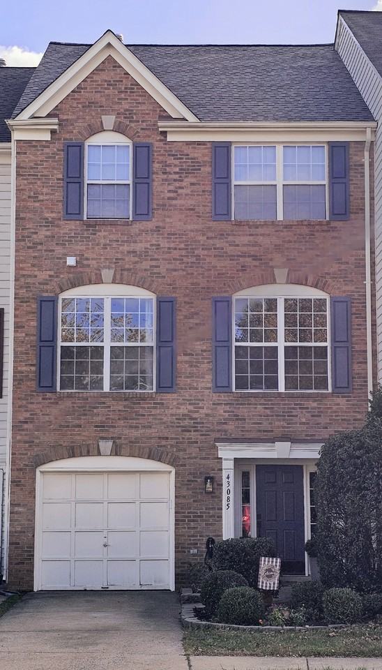 43085 Golf View Dr #1 - Photo 2 of 24