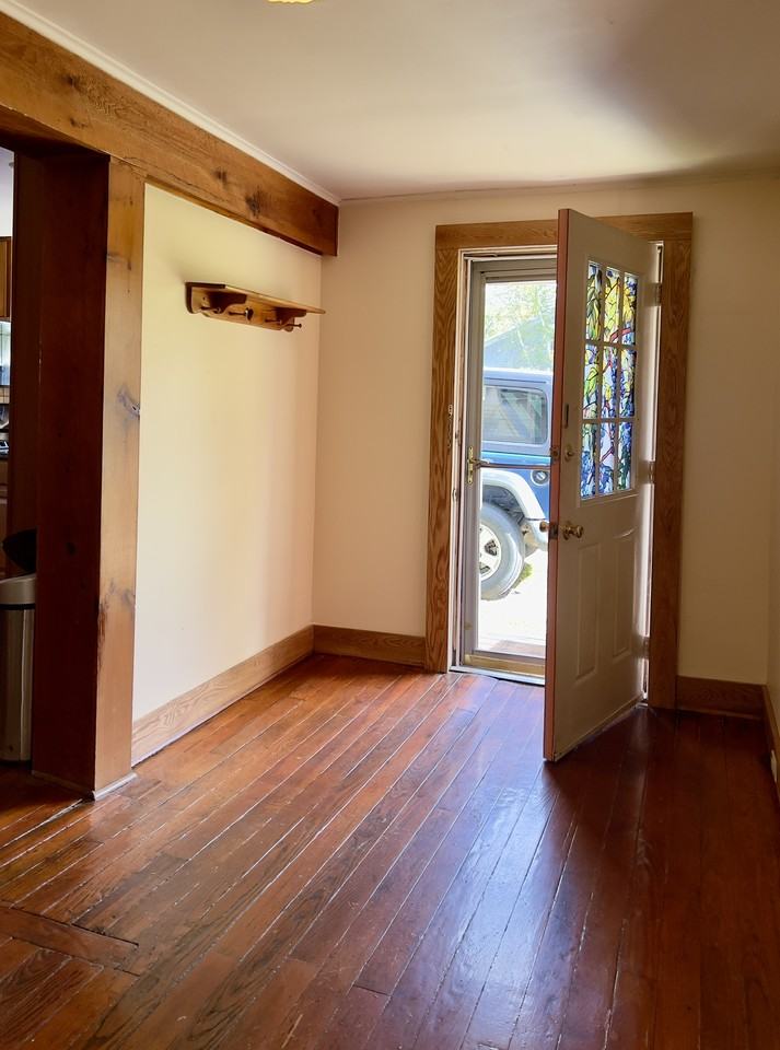 195 Maple St #NA - Photo 3 of 15