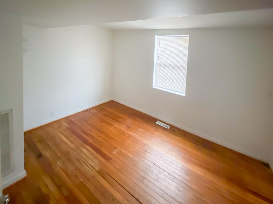 1044 Farmer St #NA - Photo 4 of 11