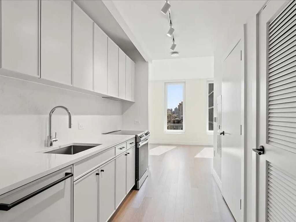Carroll St E308, New York, NY 11215 Studio Apartment for 3,276/month