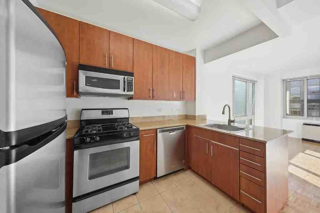 Main St 710, New York, NY 10044 Studio Apartment for Rent PadMapper