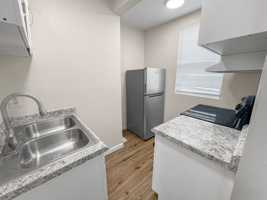 featured image of 321 W Ianthe St #6