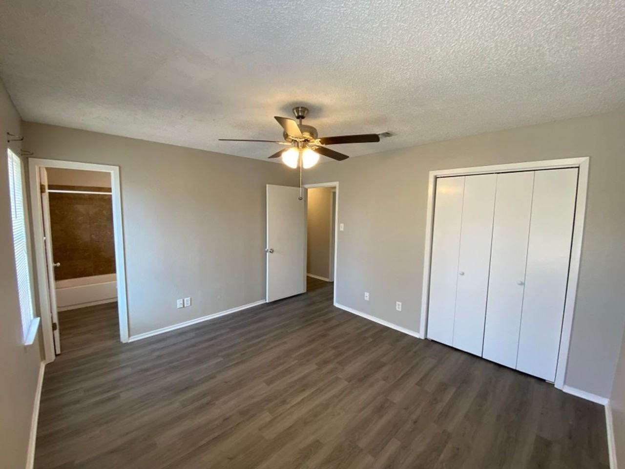 1736 Edmund Blvd - Photo 7 of 18