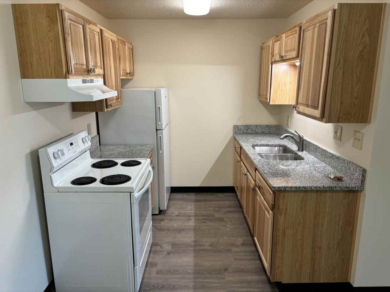 Piedmont Manor - Photo 3 of 16