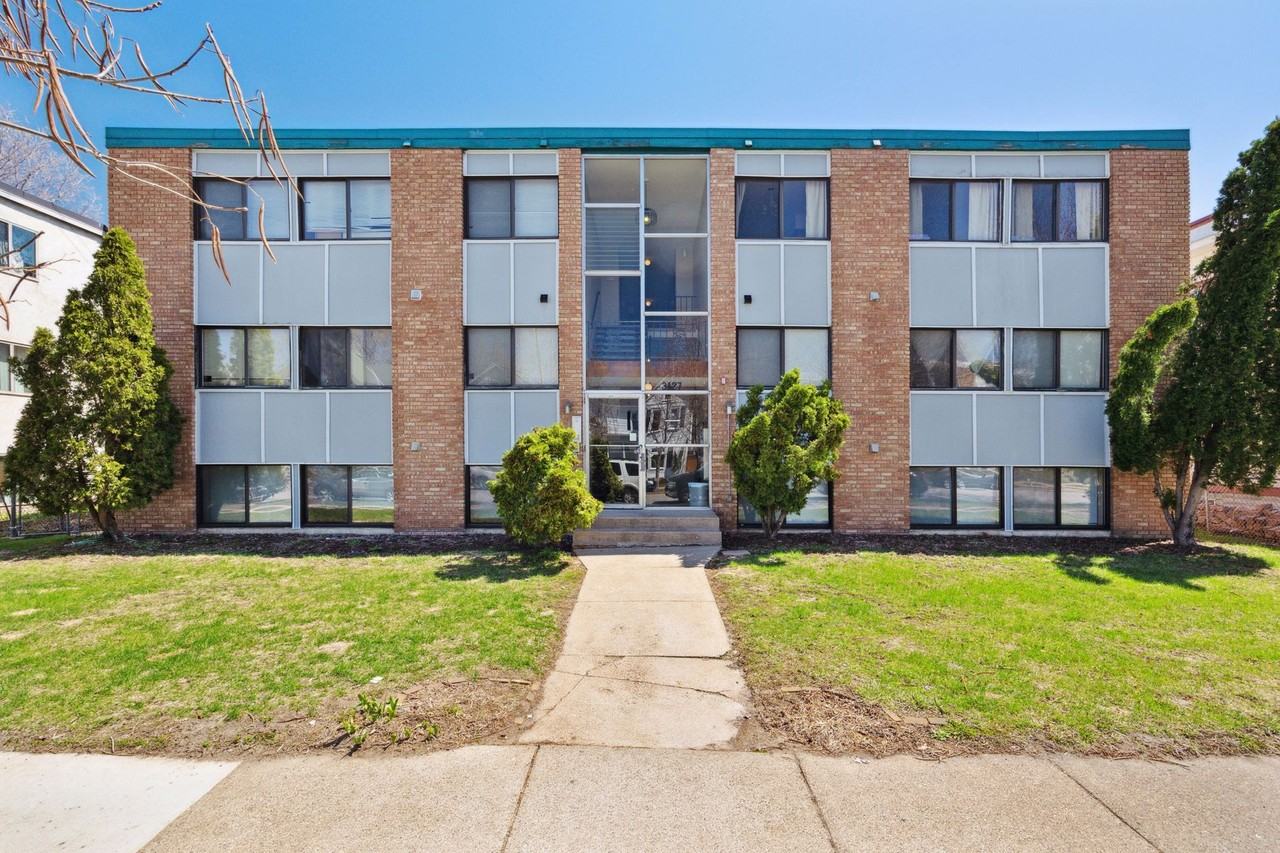 3127 Pleasant Ave. - Photo 2 of 18