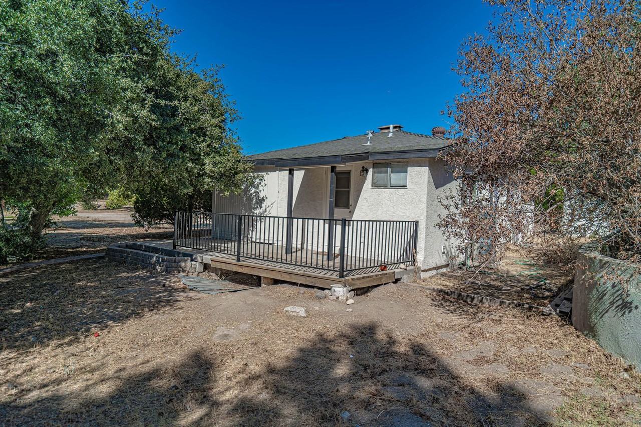 30645 1/2 Hume Canyon Rd - Photo 4 of 23