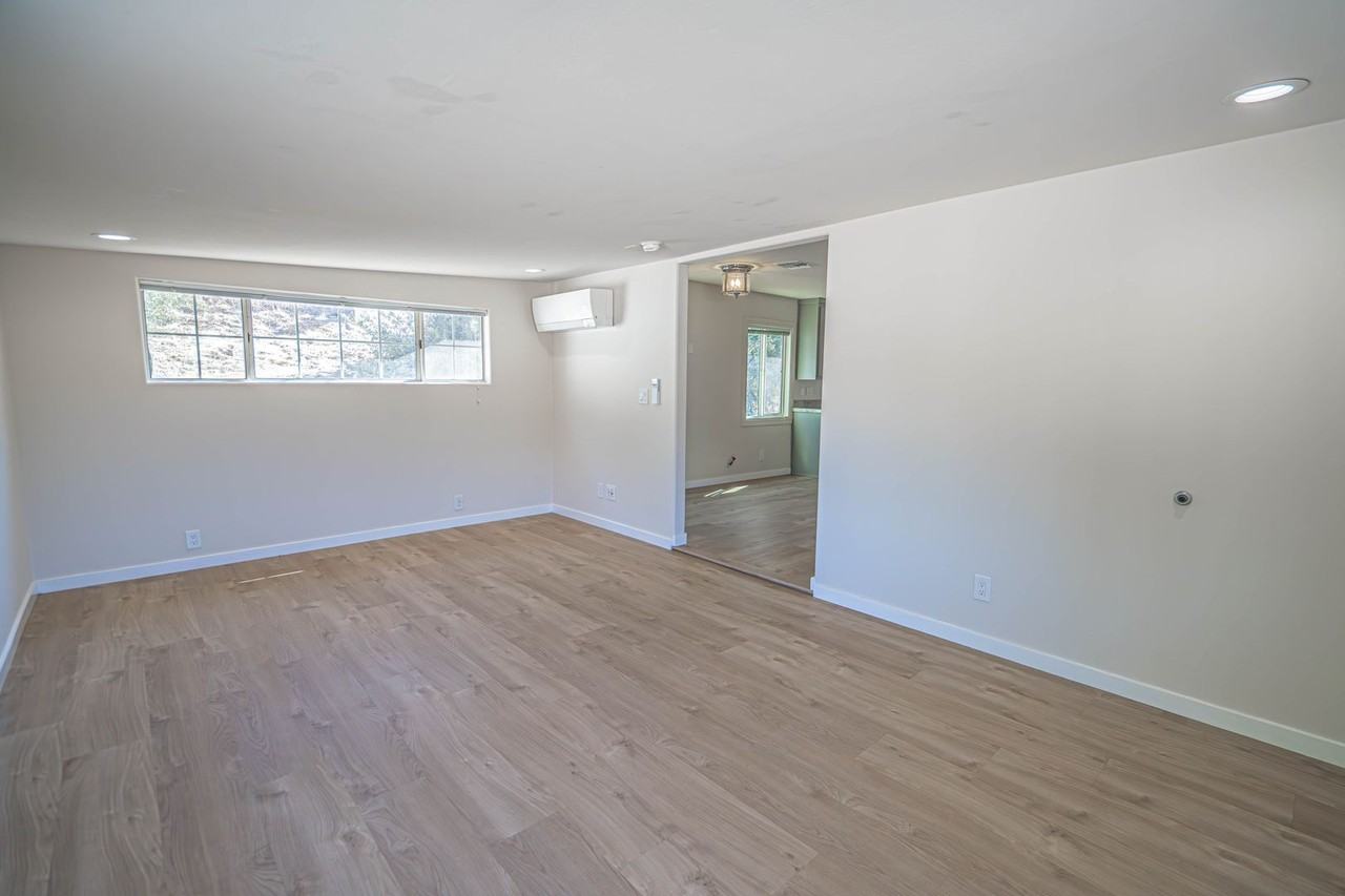 30645 1/2 Hume Canyon Rd - Photo 7 of 23