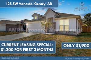 featured image of 125 Southwest Vanessa Street