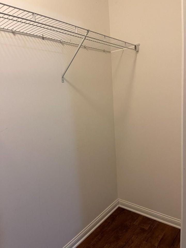 1009 Avenue B Se - Photo 2 of 20