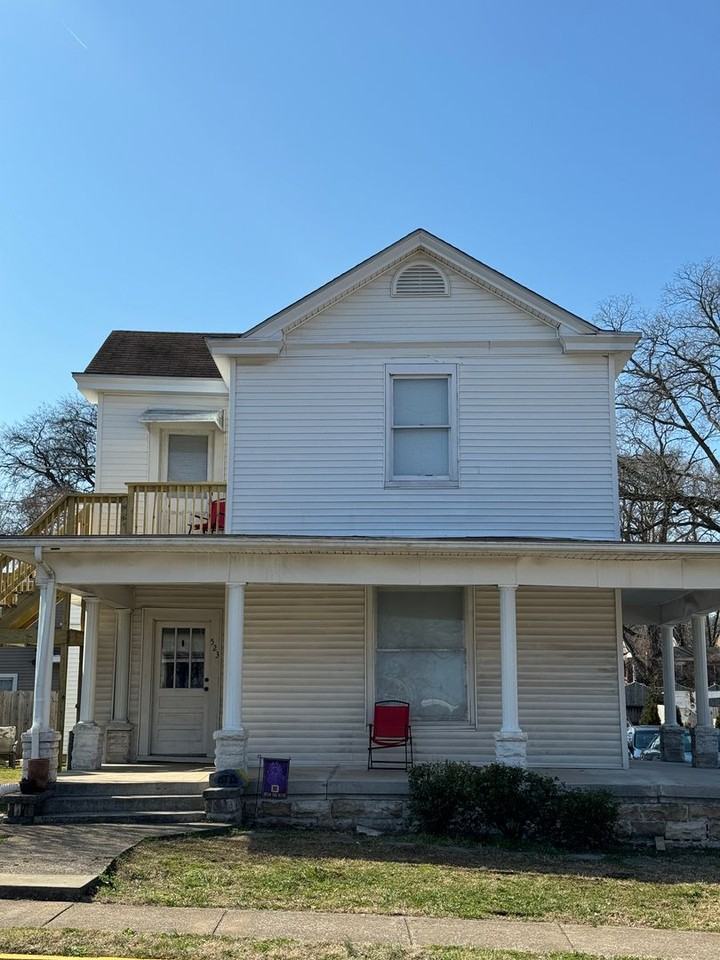 523 E 12th Avenue - Photo 3 of 19