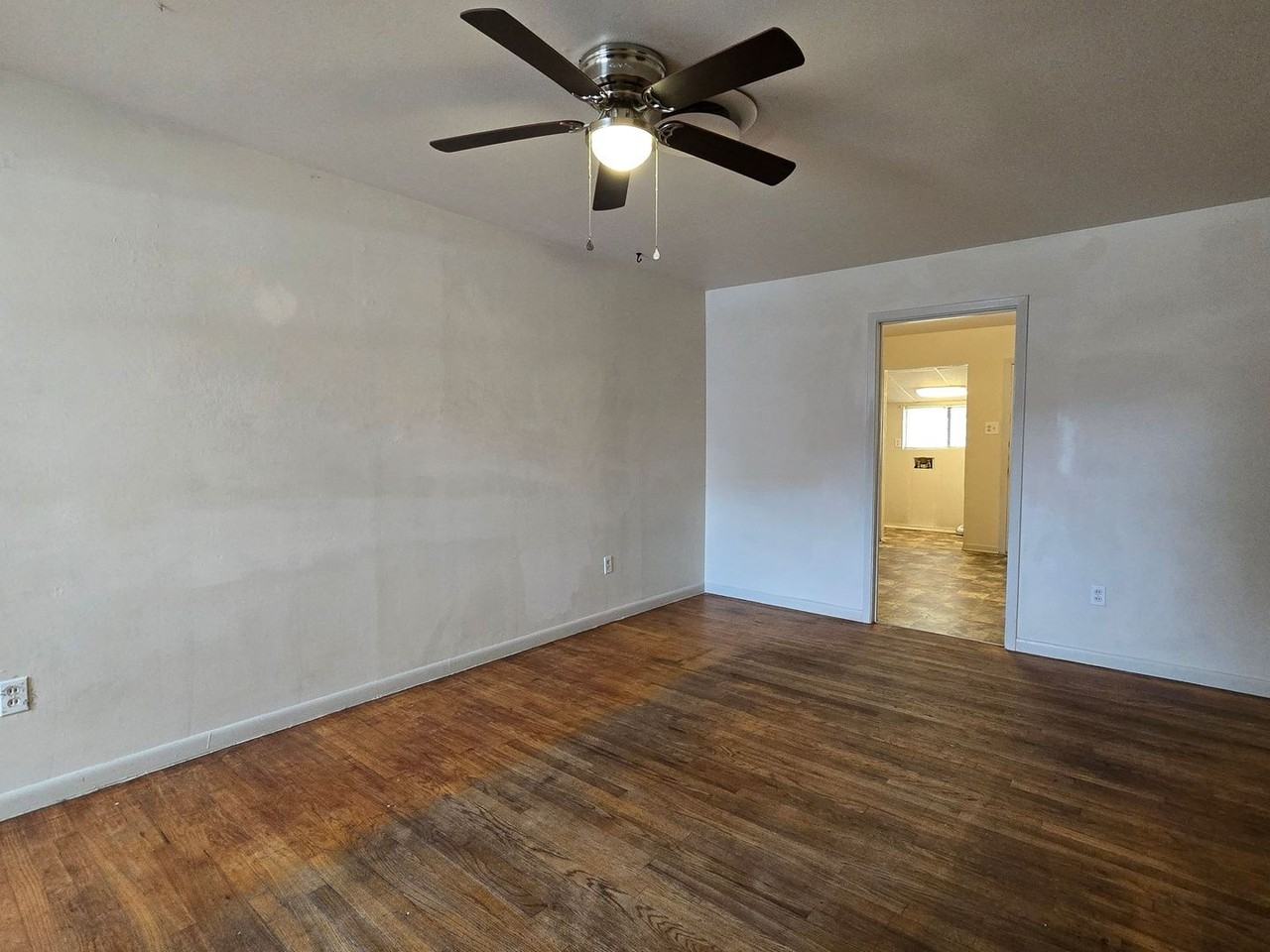 2408 Meadow Ln - Photo 6 of 17