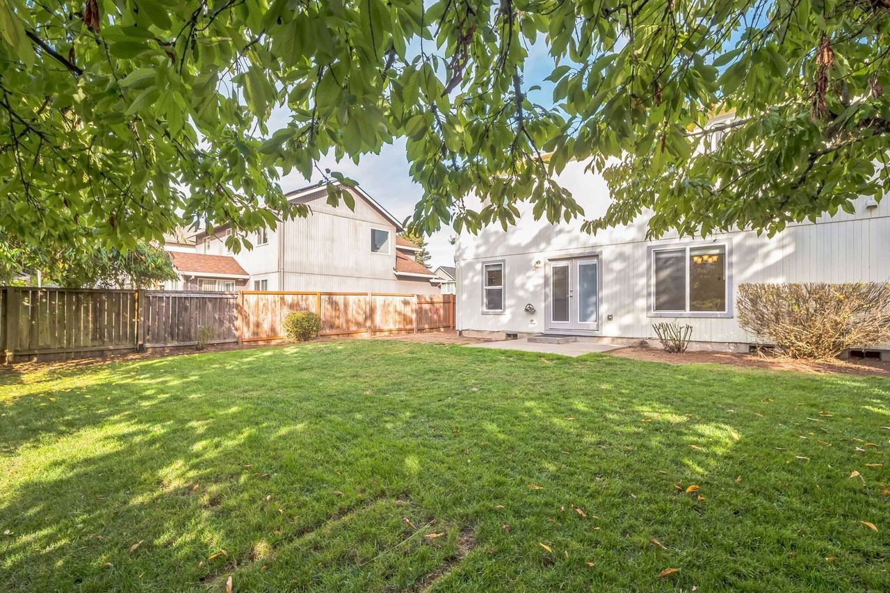 3114 Se Tumblestone Dr - Photo 5 of 28