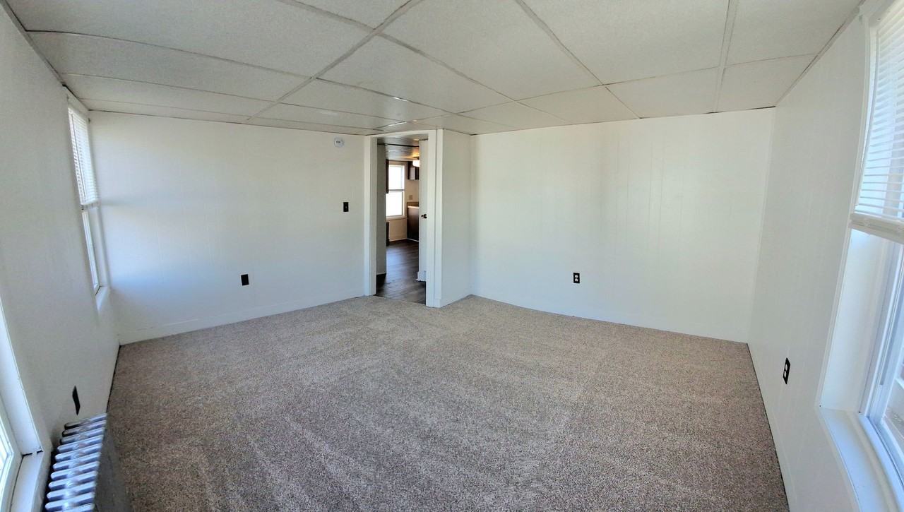 102 E Hummelstown Street - Photo 3 of 15