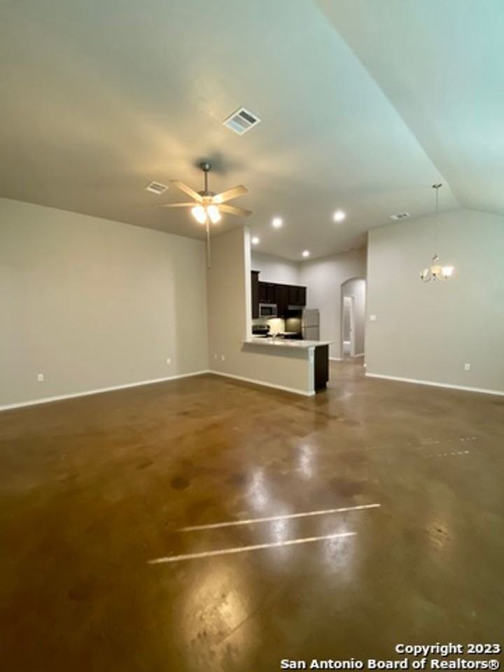 1138 Burek Cross - Photo 2 of 18