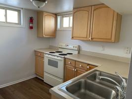 featured image of 820 W 25th St
