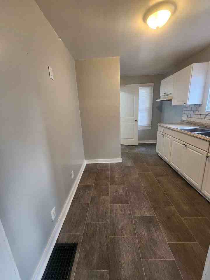 1413 N Concord St - Photo 5 of 10