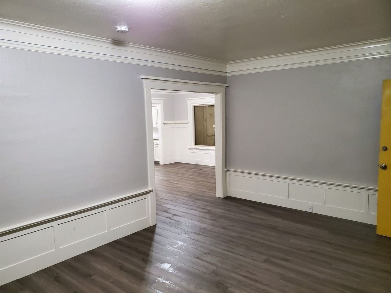 3024 E Illinois Ave - Photo 4 of 12