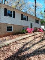 featured image of 110 Middlesex Dr