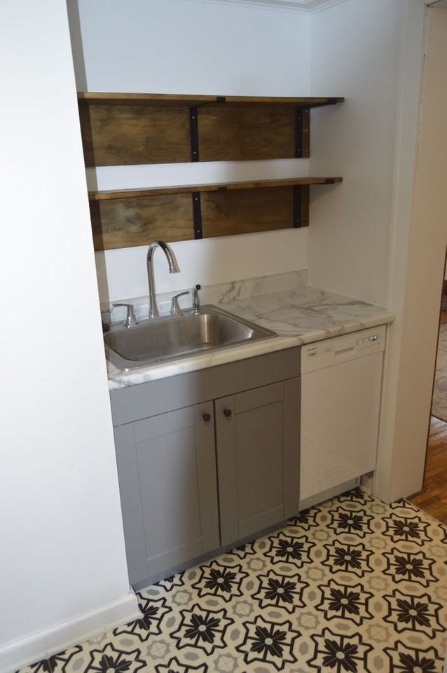 203 4th Ave S - Photo 3 of 12