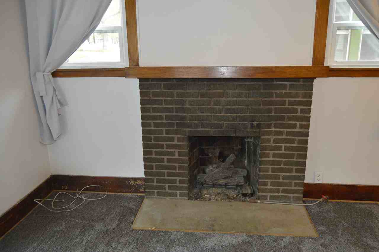 203 4th Ave S - Photo 6 of 12