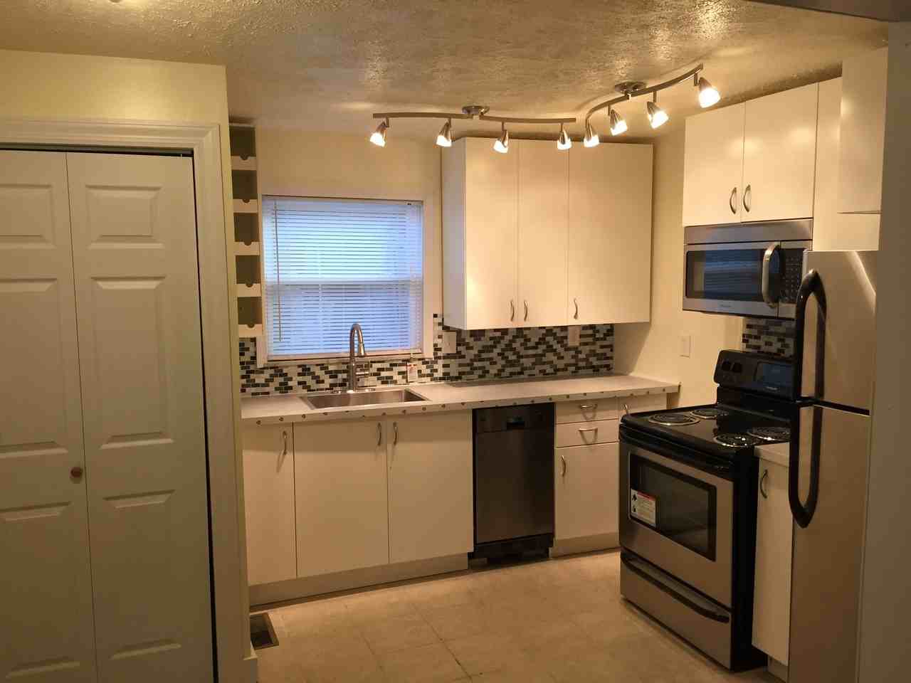 2414 Patterson St - Photo 6 of 22