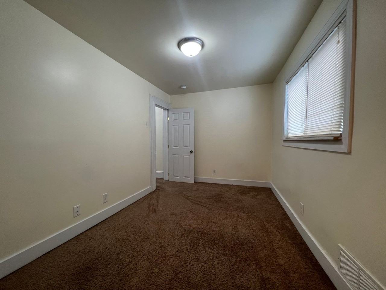 2414 Patterson St - Photo 7 of 22