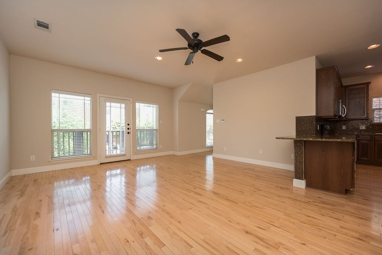 2932 Forest Park Blvd - Photo 2 of 10