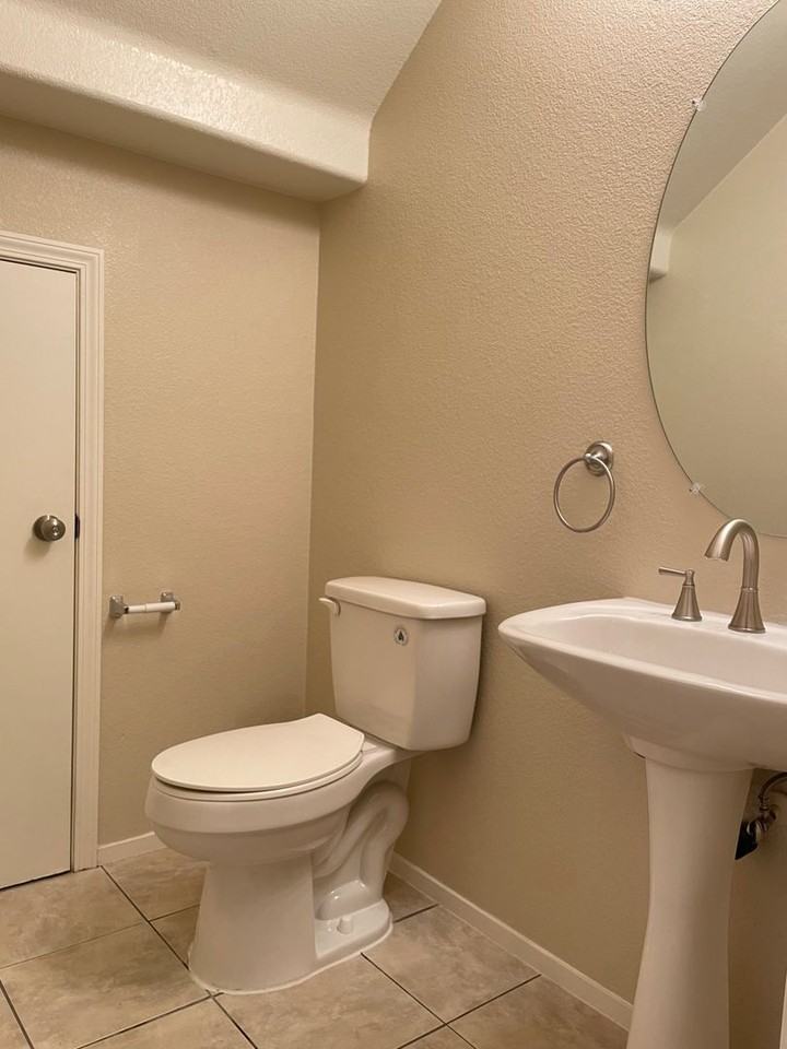 10224 Viterbo St - Photo 4 of 27