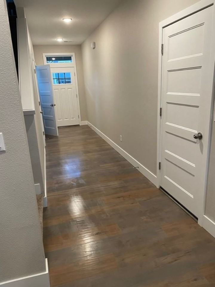 602 South Columbia Street - Photo 2 of 12