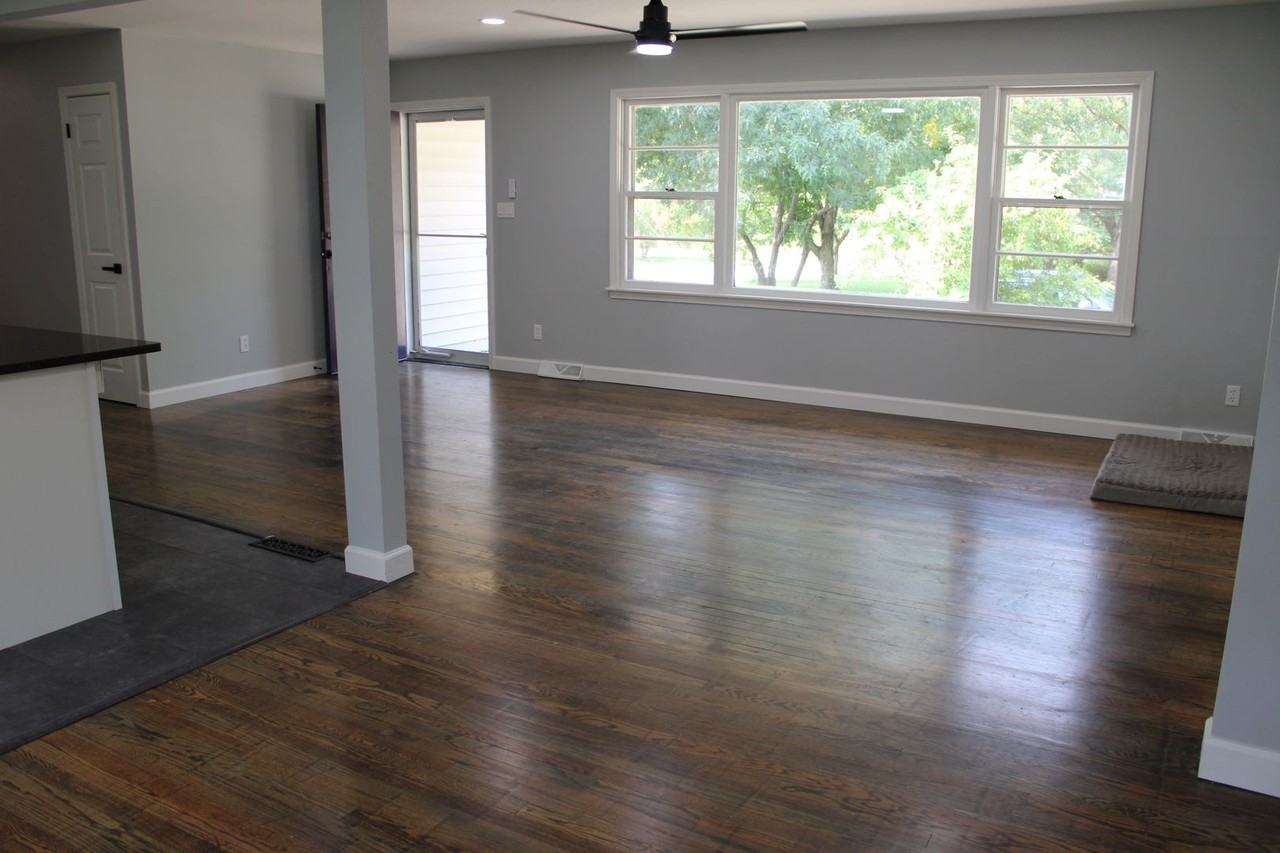 1400 Claflin Cir - Photo 3 of 10